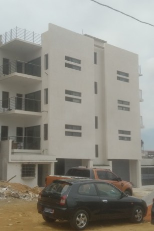 nouvel-immeuble-avec-appartements-3-pieces-a-9e-tranche-big-0