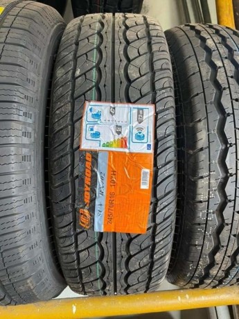 Vente de pneu neuf KAPSEN 205/60 R16 en Côte d'Ivoire