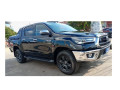 toyota-hilux-2021-small-0