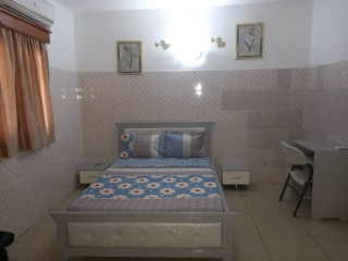 LOCATION DE VACANCES - STUDIO MEUBLE- ABIDJAN