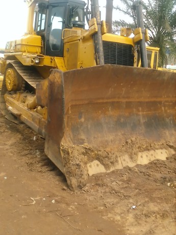 bulldozer-d8-importe-caterpillar-big-2