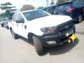 2019-ford-ranger-essence-small-0