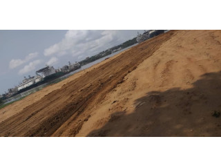 Abidjan sud carena en bordure lagune vente terrain 2ha cloturé