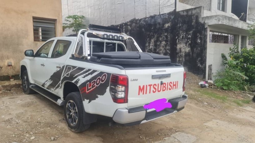 mitsubishi-pick-up-big-2