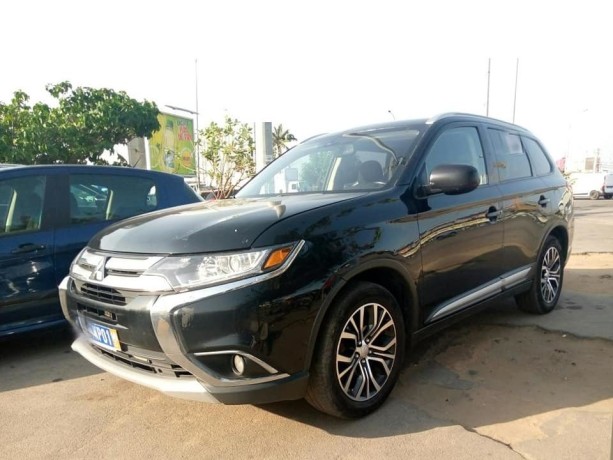 mitsubishi-outlander-2017-big-1