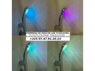 POMMEAU DE DOUCHE LED