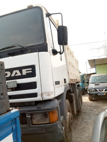 camion-daf-big-3