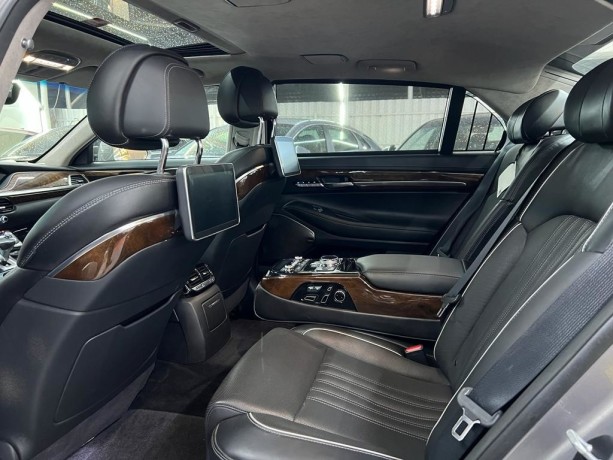 limousine-genesis-g90-50-2019-neuf-big-1