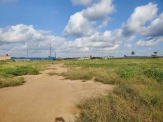 Yopougon nouvelle zone industrielle PK22 vente terrain 4,5ha.