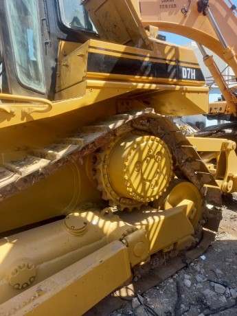bulldozer-d7-h-caterpillar-importe-big-1
