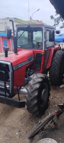 tracteur-agricole-importe-ferguson-big-2