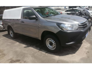 Vend pick-up Toyota une cabine