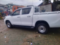 toyota-hilux-4wd-2019-small-1