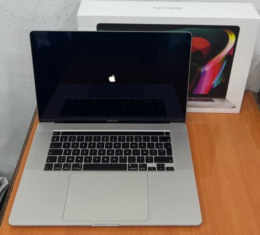 bon-pc-macbook-pro-touch-bar-core-i9-retina-16-pouce-2019-big-1