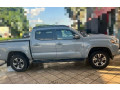 toyota-tacoma-4wd-annee2019-small-0