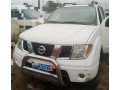 nissan-frontier-4wd-annee2005-small-2