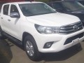 2018-toyota-hilux-small-3