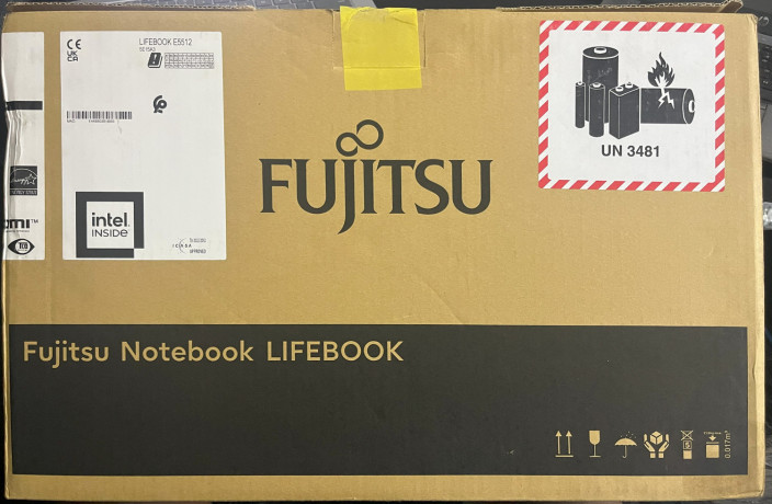 fujitsu-lifebook-e5512-big-0