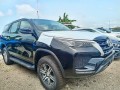 toyota-fortuner-2023-small-0