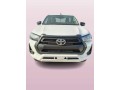 toyota-hilux-2023-small-5