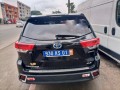 toyota-highlander-2018-small-3