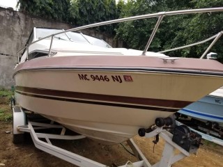 Bateau SeaRay 1987, 24 pieds avec cabine