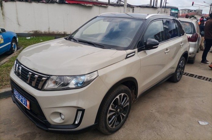 suzuki-grand-vitara-2022-big-3