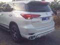 2018-toyota-fortuner-small-2