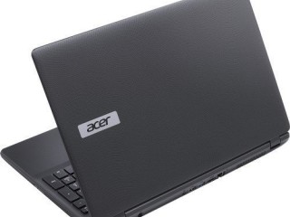 Acer Aspire E 15 ES1-512- SERIES 2GB/500GB Windows 10
