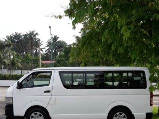 Meilleur Agence de Location de MINIVANS en côte d'ivoire,