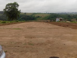 Vente de terrains approuvé à Jacqville Akrou en bordure