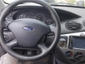 ford-focus-2004-small-2