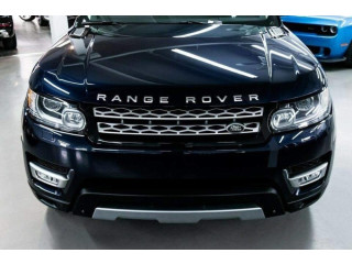 Superbe voiture RANGE ROVER HSE SHORT année 2014 à vendre