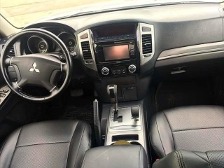 Mitsubishi pajero automatique 2017