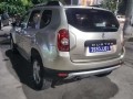 renault-duster-automatique-small-2