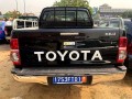 toyota-hilux-2012-small-1