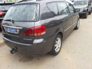 Toyota AVENSIS VERSO 07 places