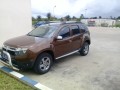 renault-duster-2014-small-0