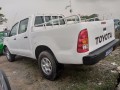toyota-hilux-small-1
