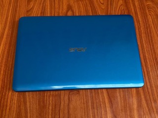 ASUS Notebook X540SA Quad Core 4Coeurs 4Processeurs • 4G RAM