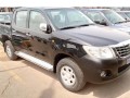 toyota-hilux-2012-small-3